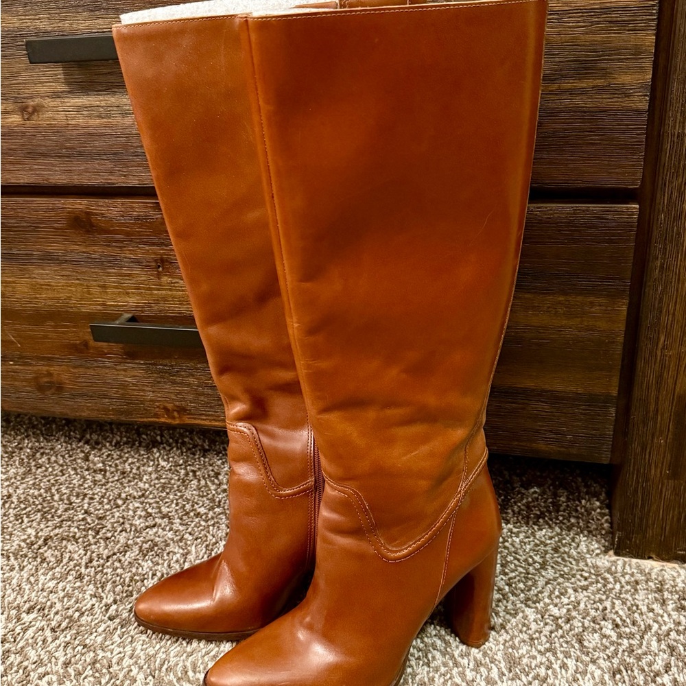 Vince Camuto Rich Brown Heeled Boots - Picture 2 of 5